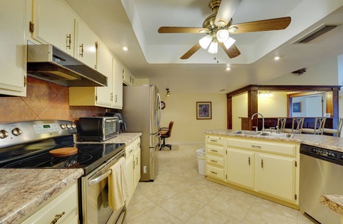 Cottonwood House | < 1 Mi to Courses! Quiet Golfer's Gem in Sun Lakes