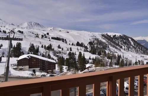 Belle Plagne Apartment | 100m from resort center, 1st floor, balcony, tv, 23m², La Plagne