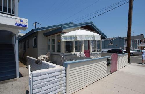 West Newport House | 127 - 30th - Original Beach Cottage Steps To The Sand home