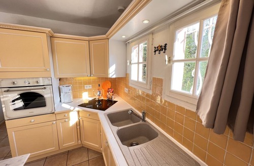 Aspremont Villa | 12km de Nice Villa Palmeraie & A/C Nice Pool, Terraces, Jacuzzi 100% Private