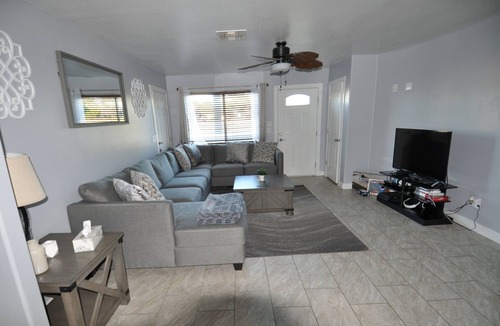 Prescott Valley House | 15 minutes to Prescott Downtown! Family-sized Home