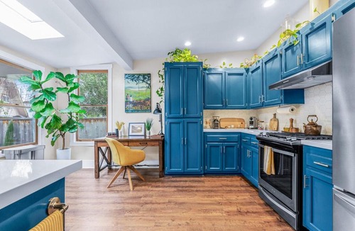 Old Town Historic District Villa | 1884 Elegant Home Fire Pit, Tesla Tech, Near DT