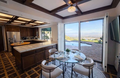 Encino House | 195-Encino Lux Hills Estate | Lake View, Pool, Spa