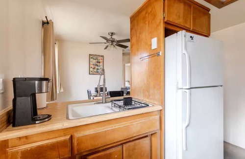 Yucca Valley Apartment | 2-Bedroom Apartment in Marvelous Yucca Valley with AC