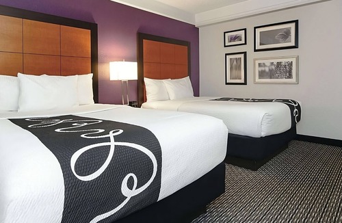 Guasti Hotel | 2 Double Beds at La Quinta Inn & Suites by Wyndham Ontario Airport