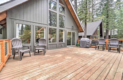 Truckee House | 2 Mi to Tahoe Donner Ski Resort: Forest-View Haven