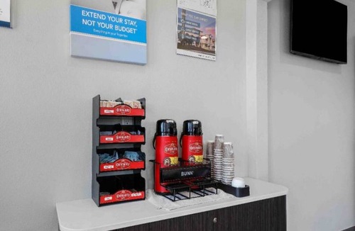 Central Escondido Apartment | 2 Queen Beds | Mini Fridge