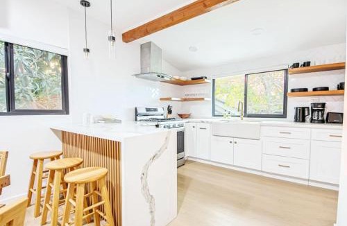 Los Feliz House | 2 Units Oasis Villa w terrace&roofdeck 12 pax