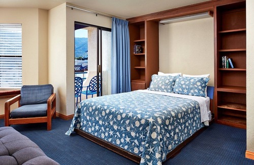 Avalon Hotel | 2 Units Perfect for Big Groups, Free Parking!
