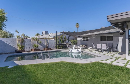Parkcrest House | 205 m² House ∙ 5 bedrooms ∙ 16 guests