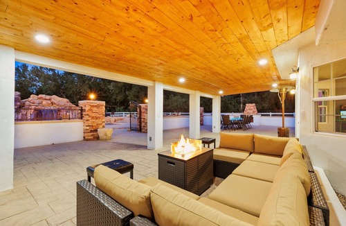Murrieta House | 25% Off July 20-23! Great 4 Families Pool, Hot Tub