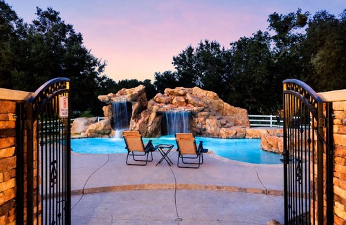 Murrieta House | 25% Off July 20-23! Great 4 Families Pool, Hot Tub