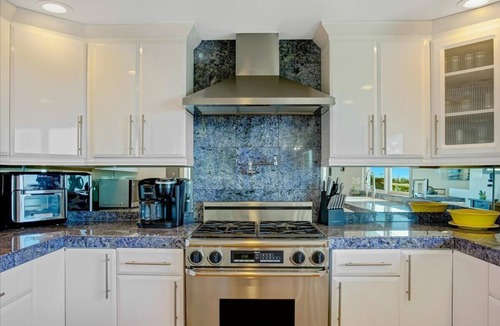 Ventura House | 25% Off July 28&29 Amazing Reviews/Views, Hot Tub*