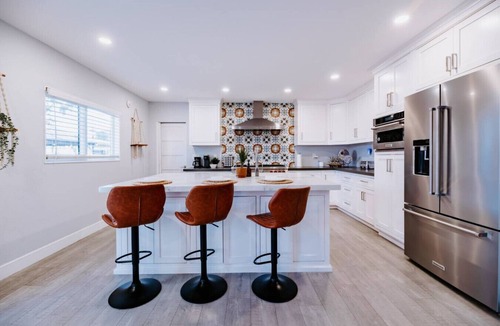 La Mesa House | 25% off, Private Pool Hot Tub BBQ Chef’s Kitchen CentralSD 4 mins to SDSU