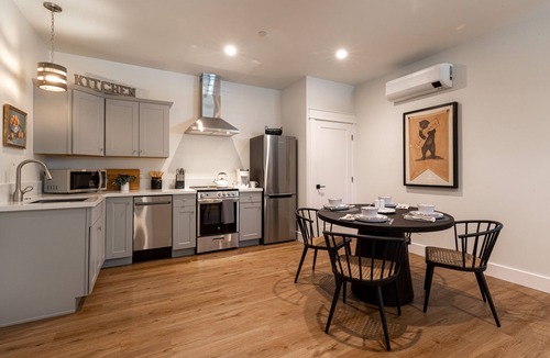 Los Olivos House | 2Br/2Br New & Stylish Cottage - Downtown Los Olivos