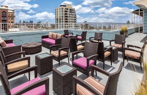 Park West Apartment | 2br Deluxe w/Balcony in Historic Hotel San Diego
