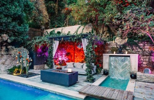 Hollywood Hills West Villa | 2BR Luxury Villa in West Hollywood with Private Pool