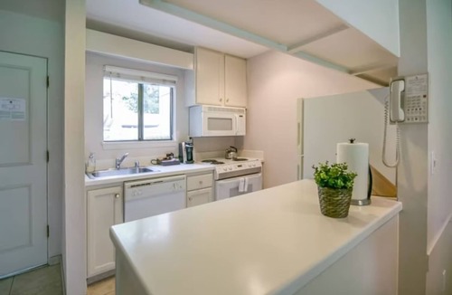 Napa Apartment | 2BR Napa Getaway Side-by-side Condos Golf View