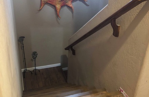 Fountain Hills House | 3 Bed 2.5 Bath Townhouse - 2 Blocks from Downtown F. H. ~ new paint and floors