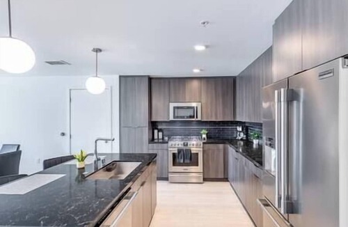 Downtown Los Angeles Apartment | 3 Bed 3 Bath Luxury Skyline DTLA Penthouse Top Floor