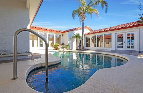 Wickenburg House | 3 Bedroom 2 bath home in Wickenburg AZ with horse facilities and pool.