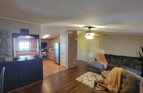 Tonto Basin House | 3-bedroom mobile home in charming Tonto Basin with AC, WiFi