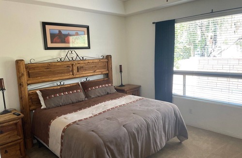 Kierland House | 3-bedroom townhome in brilliant Scottsdale in the heart of Kierland