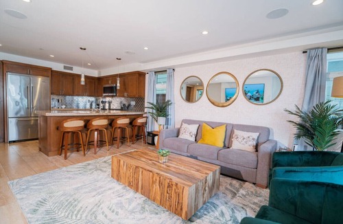 West Newport House | 3 BR, Roof Deck, Ocean Views, Hot Tub, Beach Block