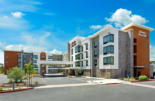 Napa Hotel | 3-Star Hotel ∙ Hampton Inn & Suites - Napa, CA