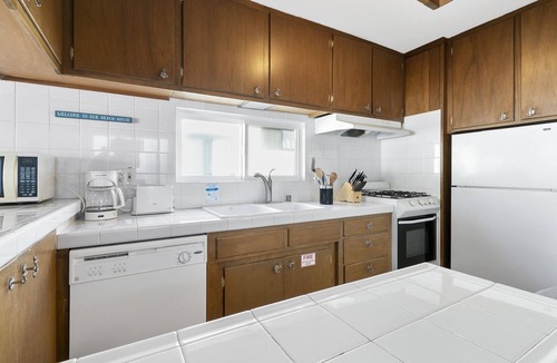 Avalon House | 318CL Upper: Spacious Avalon Home, Cathedral Ceilings, Ample Balcony, Mtn Views