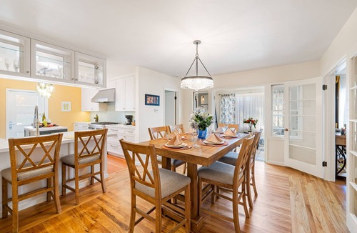 Downtown Monterey House | 3960 Good Vibes - Walk to Downtown, Beach and Lake