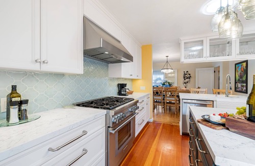 Downtown Monterey House | 3960 Good Vibes - Walk to Downtown, Beach and Lake