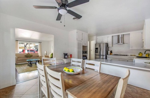 Santa Ana Heights House | 3Bed/2Bath | Close To South Coast Plaza & Freeway