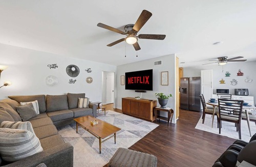 Lemon Grove House | 3BR Family Retreat w/Pool, Firepit & Billiards!