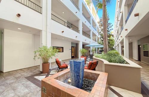 Encino Hotel | 3BR Retreat in Prime Valley Location 109