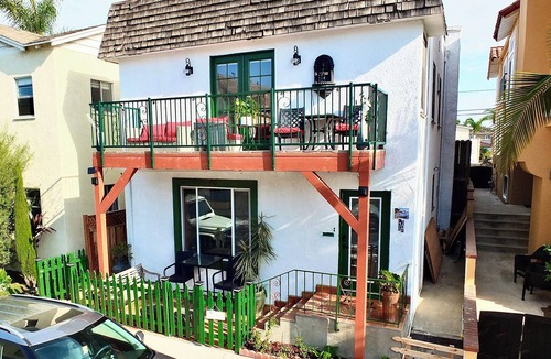 Belmont Shore House | 4-bedroom beach house in Belmont shore
