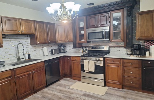Reno/Tahoe Airport House | 4-bedroom house in midtown Reno!