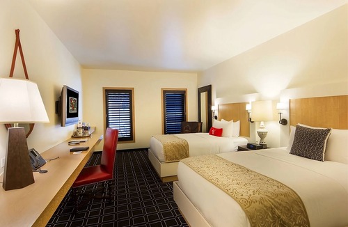 San Jose Hotel | 4 Classic Double Rooms at Hotel Valencia Santana Row, Outdoor Pool!