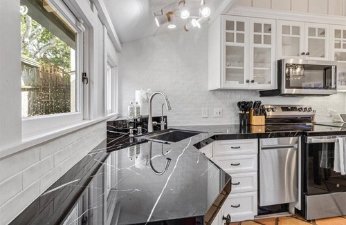 Northeast Carmel House | 4000 Light Above the Sea - Near Downtown Carmel