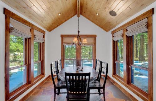Truckee House | 4BR Cabin with Hot Tub – Ultimate Truckee Escape