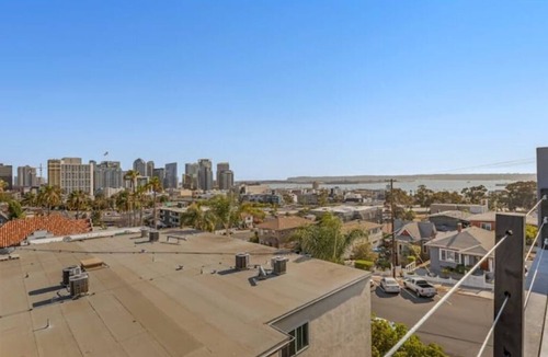 Bankers Hill House | 4BR Spectacular Harbor View Modern Home 5min Zoo