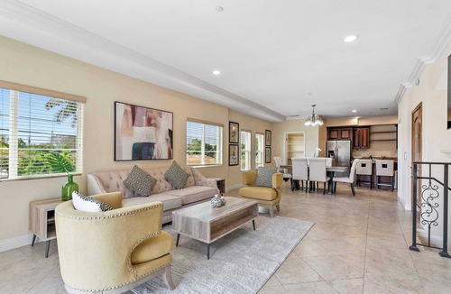 El Rancho House | 4BR Townhouse in Serene｜Gated Community｜Fully Furnish｜Garage Access #42081