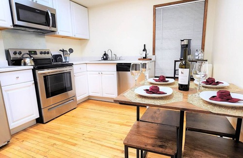 The Villas House | 4BR Walk to Santana Row & Valley Fair