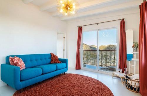 Yucca Valley Apartment | 5-Acres, Game Room, Views, Spa Starship Aurora