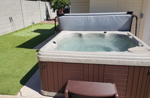 Scottsdale Country Acres House | 5-Bedroom GREAT RATE Pool Hot tub putting Green Old Town Scottsdale = FUN!