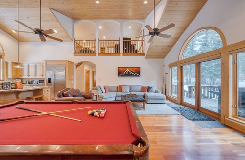 Truckee Cabin | 5 Mins to Ski Resort w/Ping Pong, Pool Table & Deck | Donner Ridge by AvantStay