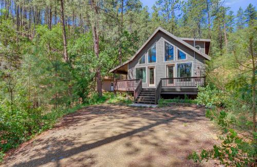 Iron Springs House | 6 Mi to Mt Union: Peaceful Cabin w/Deck