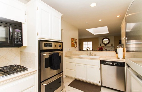 Anaheim Resort House | 7000/Month – Corporate Housing | Insurance Claims | Relocation | Avail July 12