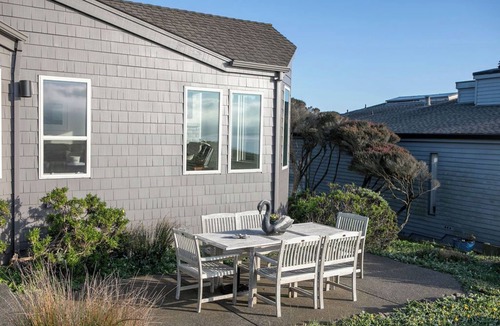 Bodega Bay House | 7th Heaven - Enjoy stunning views overlooking the 7th green, and the Ocean!