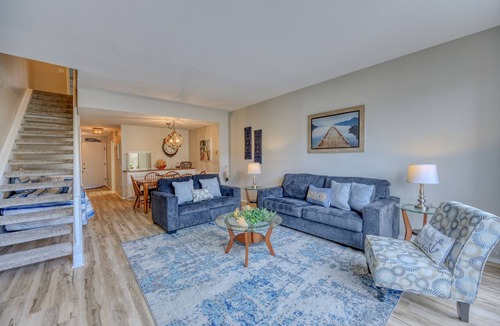 Avalon Condo | A13: Remodeled Bahia Vista 2 Bdr + 2.5 Bath Townhouse Style Condo with POOL